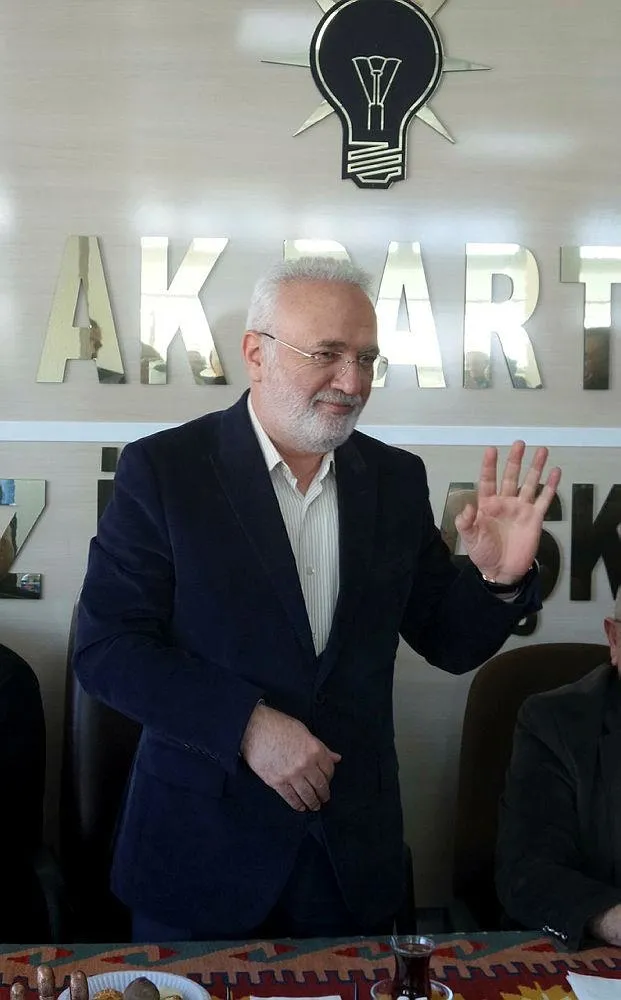 AK Parti'den Abdullah Gül'e bir tepki daha