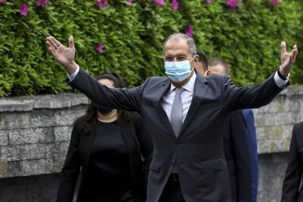 rusya-disisleri-bakani-sergey-lavrovun-dikkat-ceken-maskesi-fckng-qrntn-1616421238813.jpg Rusya Dışişleri Bakanı Sergey Lavrov'un dikkat çeken maskesi: FCKNG QRNTN-4