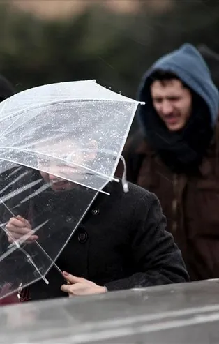 İstanbul için sağanak ve gök gürültülü sağanak yağış uyarısı! 23 Ağustos hava durumu