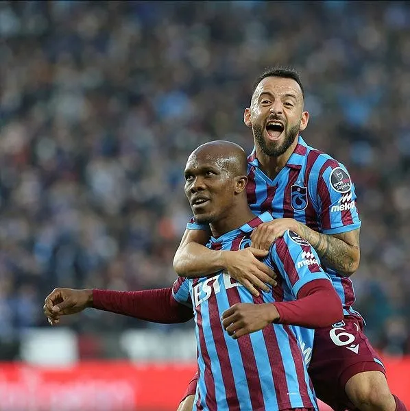 trabzonspor-nwakaemenin-yoklugunda-zorlaniyor-3-macta-6-puan-birakti-1642624958824.jpeg Trabzonspor, Nwakaeme’nin yokluğunda zorlanıyor! 3 maçta 6 puan bıraktı-2