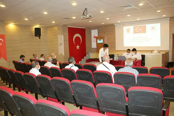 surda-yeniden-insa-edilen-konutlarin-sahipleri-kurayla-belirlendi-1595613758822.jpg Diyarbakır Sur'da yeniden inşa edilen konutların sahipleri kurayla belirlendi-2