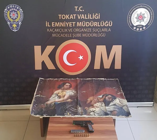 operasyonda-ele-gecirilen-140-yillik-yahya-peygamber-tablosu-orijinal-cikti-1633856590541.jpg Operasyonda ele geçirilen 140 yıllık Yahya Peygamber tablosu orijinal çıktı-6