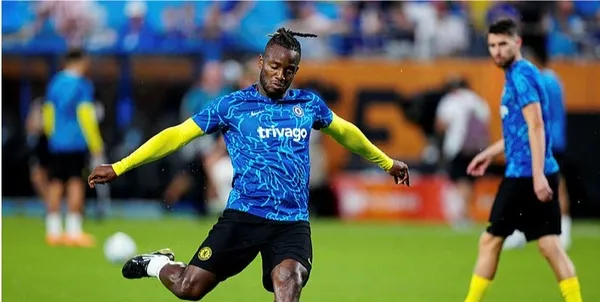 eski-besiktasli-michy-batshuayinin-yeni-duragi-belli-oluyor-1658670311068.jpg Eski Beşiktaşlı Michy Batshuayi'nin yeni durağı belli oluyor!-4