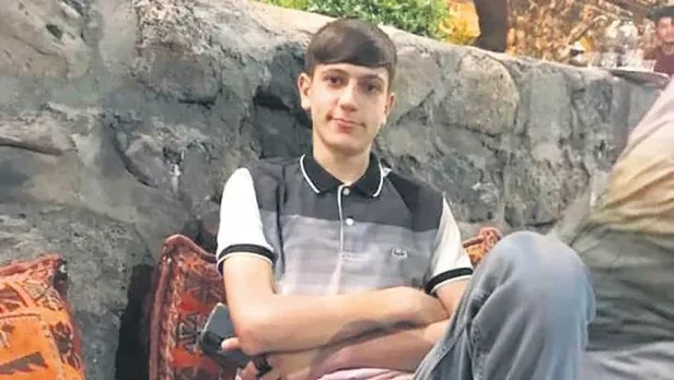 bozcaada-aciklarinda-yunanistan-hadsiz-girisim-3-turkun-de-bulundugu-ro-ro-gemisine-ates-actilar-yasam-haberle-1662851958735.jpeg Bozcaada açıklarında Yunanistan hadsiz girişim! 3 Türk’ün de bulunduğu Ro-Ro gemisine ateş açtılar | Yaşam haberleri-10