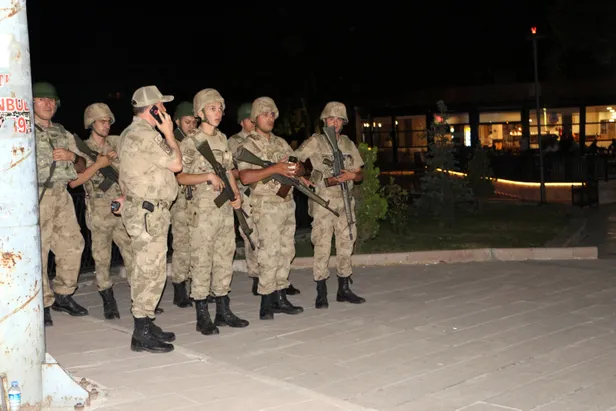 Özel harekat, jandarma, çevik kuvvet geldi! Tokat'ta ortalık karıştı-8