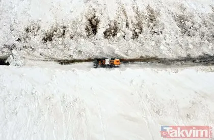 SON DAKİKA: Muş’ta nisan ayında 10 metre yükseklikte kar! Ekipler günde 50 metre ilerleyebiliyor
