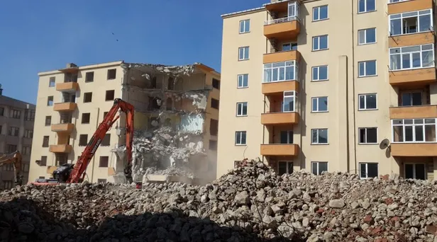 Oturduğunuz bina riskli mi? Riskli yapı nasıl tespit edilir? Hangi kriterlere bakılıyor?-2