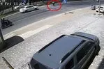 Antalya’da otomobilin çarptığı yaşlı adam metrelerce savruldu | O anlar kameraya böyle yansıdı...