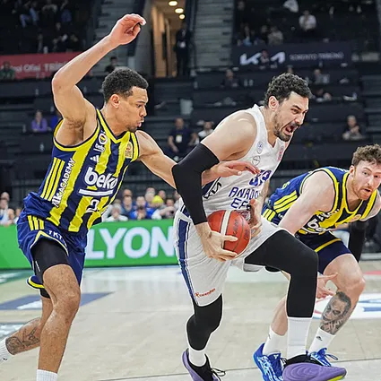 Fransa’da mutlu son! Fenerbahçe Beko ASVEL’i deplasmanda 81-76 yendi