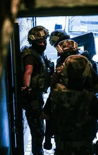 Diyarbakır merkezli 5 ilde 'Narko-terör' operasyonu: 105 gözaltı kararı