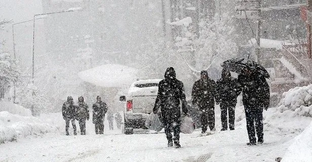 Ankara’da yarın okullar tatil mi? Hangi ilçelerde tatil? 7 Ocak Salı Ankara MEB kar tatili açıklaması var mı?