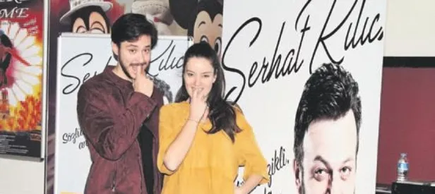 Afişten kopya çektiler