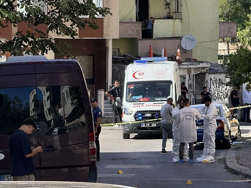 maltepede-alacak-verecek-kavgasi-kanli-bitti-ozel-harekat-devrede-olu-ve-yaralilar-var-1789044580766.jpeg Maltepe'de alacak-verecek kavgası: 500 bin dolar yüzünden ev sahibi çifti öldürdü, avukatı yaraladı-6