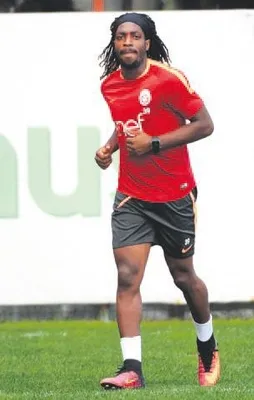 Luis Cavanda formayı aldı