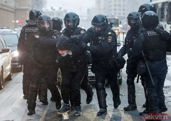 Rusya bu iki olayı konuşuyor! Putin’in evlilik dışı ilişkiden olan kızından şok paylaşım! Navalny'nin müttefiki İngiliz casusla aynı masada... - 2