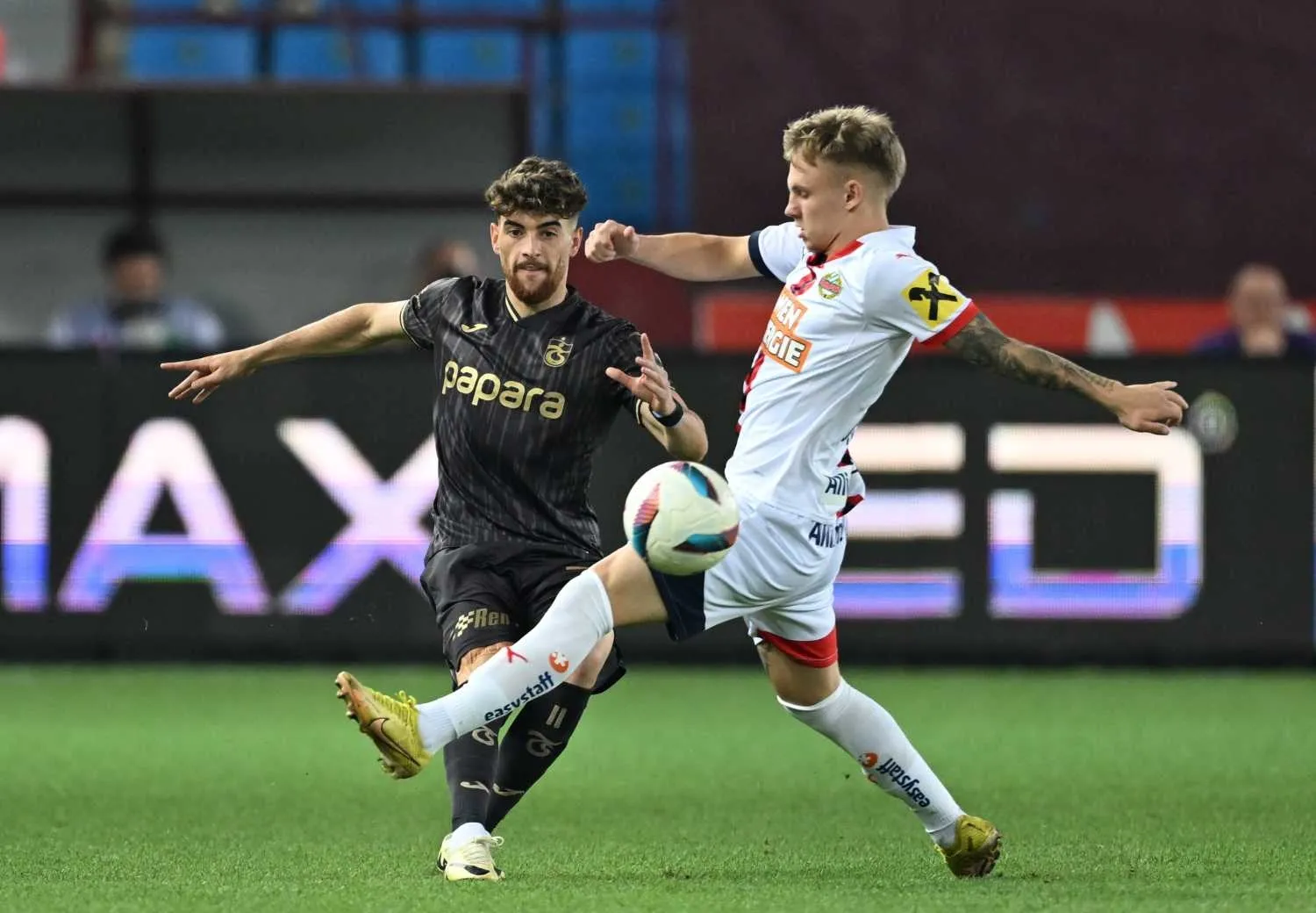 Trabzonspor'da transfer bombaları peş peşe patlayacak! - 6