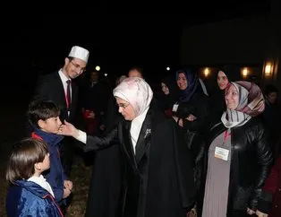 Emine Erdoğan Amerika Diyanet Merkezi’ni ziyaret etti