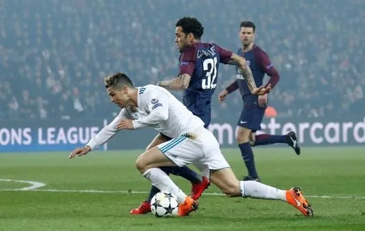 Dünya Alves'in bu hareketini konuşuyor-2