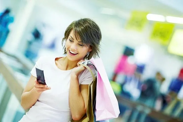 50li-yaslardaki-is-insani-fena-yakalandi-sevgilisine-aldigi-hediyeleri-esine-gonderince-1658516567683.jpeg İş insanı fena yakalandı! Sevgilisine aldığı hediyeleri yanlışlıkla eşine gönderince...-7