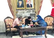 Bir anne daha evladına kavuştu: Gelin evlatlarımızı kurda kuşa yem etmeyelim