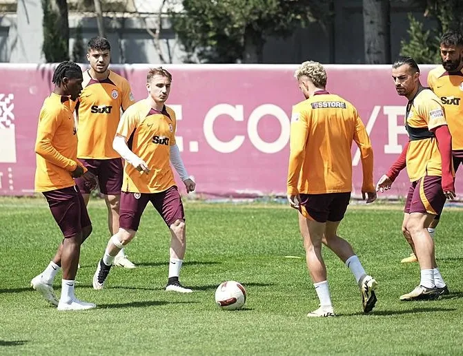 Galatasaray dev maça hazır