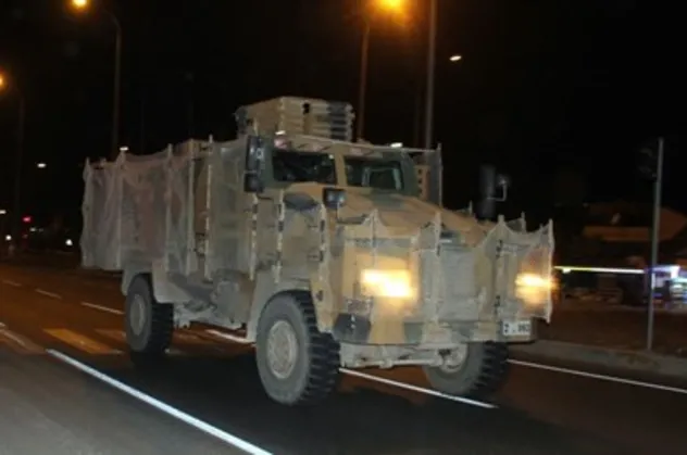Son dakika: Suriye sınırına askeri sevkiyat