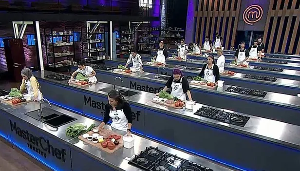 Masterchef'e Acun Ilıcalı ayarı yaptırım geliyor herkes kendini kollayacak! Bu hikayenin yananı belli oldu taşlar yerinden oynar-4
