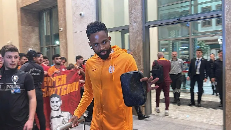 1706873797982.jpeg Galatasaray'da Bakambu ve Boey'un yeri doldu! TFF'ye bildirildi-4