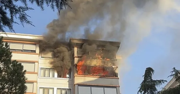 Kadıköy'de 8 katlı binada yangın paniği!