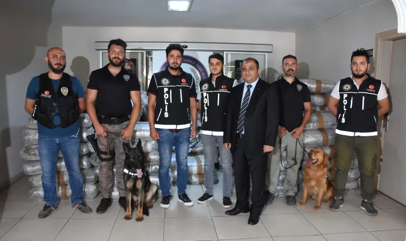 Milas'ta uyuşturucu şebekesine operasyon: 1,5 ton Skunk ele geçirildi - 1
