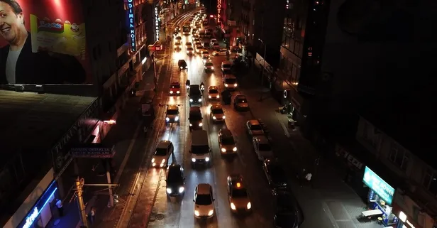 Bursa'da kan donduran olay! Taksi şoförü Yunus Emre Yüksel aracına aldığı 19 yaşındaki şüpheli tarafından 20 yerinden bıçaklandı