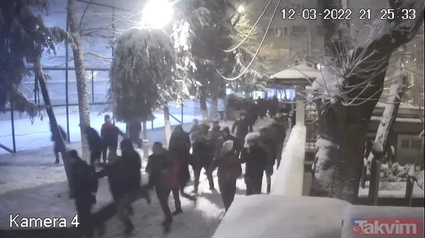 İstanbul'da kartopu savaşı çatışmaya dönüştü! Silahlar çekildi 6 yaralı - 7