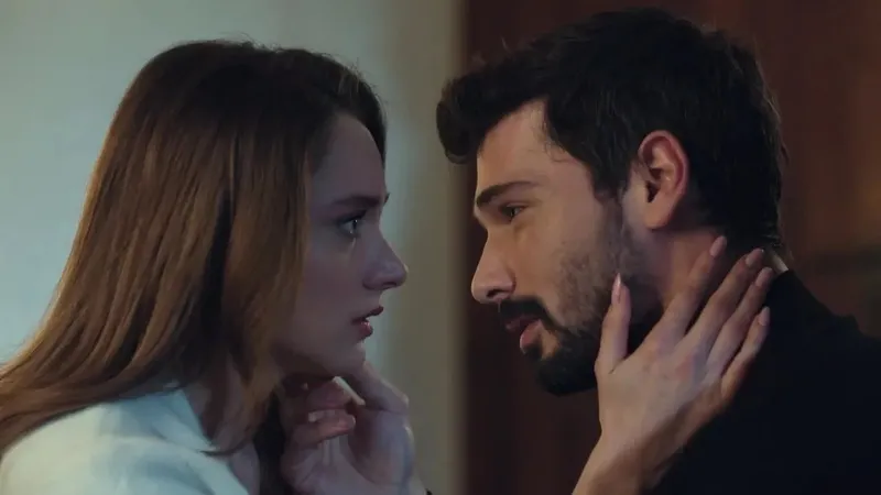 hudutsuz-sevda-2-sezon-1-bolum-fragmani-1726404709625.jpeg