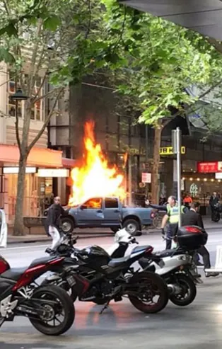 Avustralya'da şok saldırı!