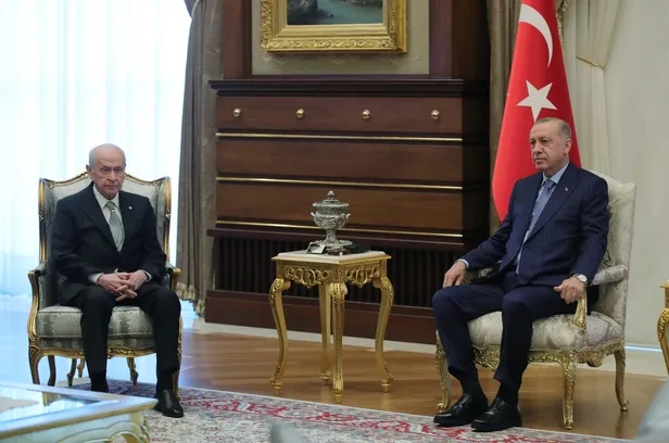 Başkan Erdoğan MHP Genel Başkanı Devlet Bahçeli'yi Cumhurbaşkanlığı Külliyesi'nde kabul etti-2