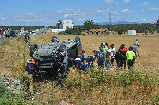 Balıkesir'de trafik kazası! 5 kişi yaralandı