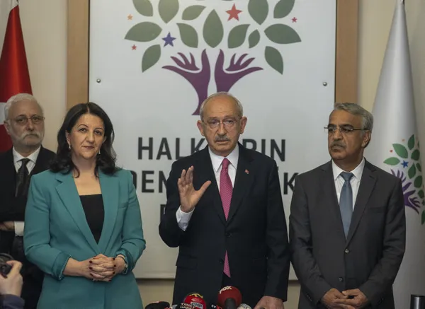 HDP'yi 'Tutum Belgesi' kesmedi: Kapalı kapılar ardından bakanlık ve milletvekilliği pazarlığı-14