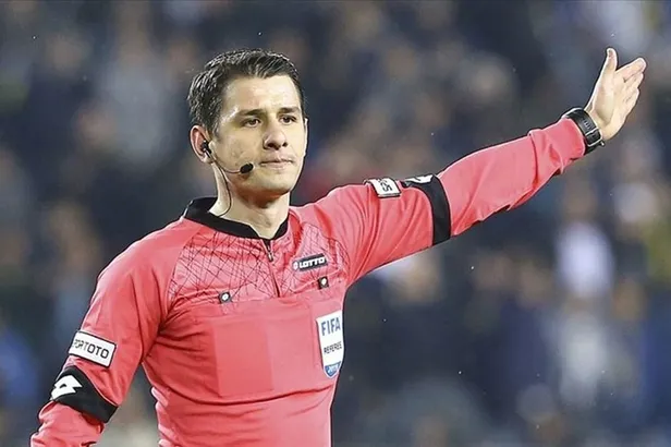 derbinin-hakemi-halil-umut-meler-oldu-36-yasindaki-hakemin-derbi-karnesi-nasil-iste-melerin-yonettigi-galatasa-1667403063574.jpeg