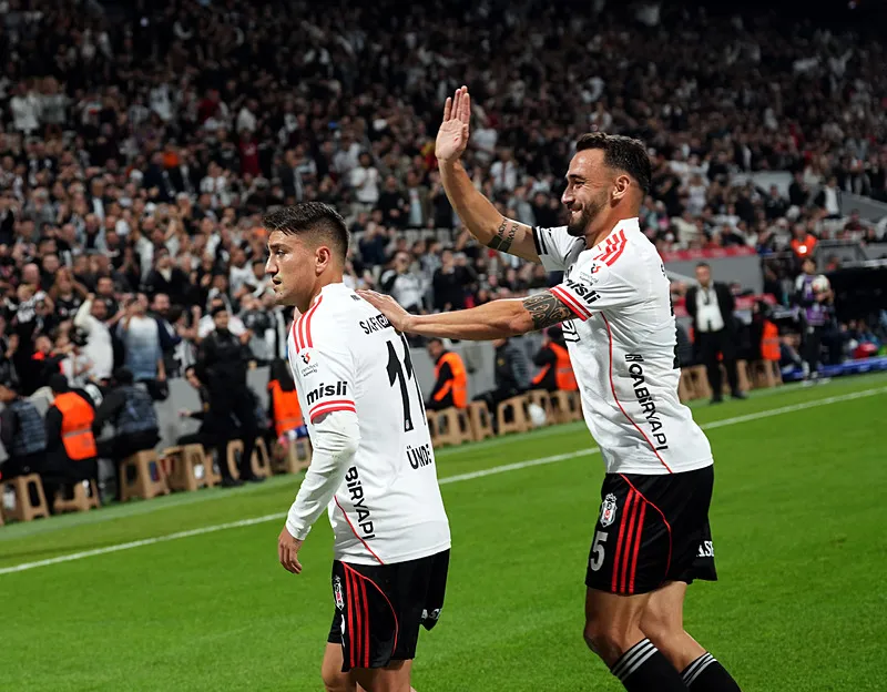 Sergen Yalçın'dan sürpriz! Beşiktaş'ın ilk 11'i netlşeşti - 8