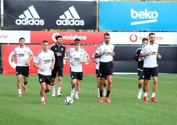 Beşiktaş Antalya deplasmanında! Kartal'ın en büyük silahı Pjanic-6