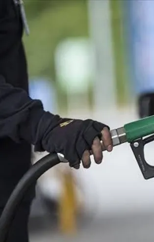 Motorinin litre fiyatına 9 kuruş zam