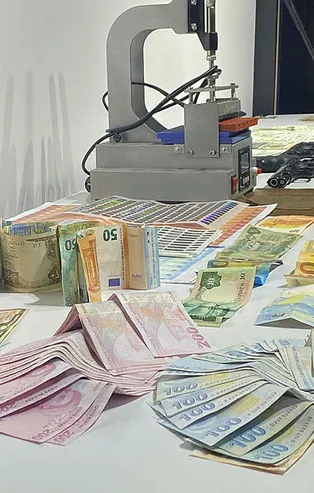 Ankara merkezli 20 ilde sahte para operasyonu! Kod adı: Benjamin! Örgüt lideri kendisini bakın nasıl tanıtmış