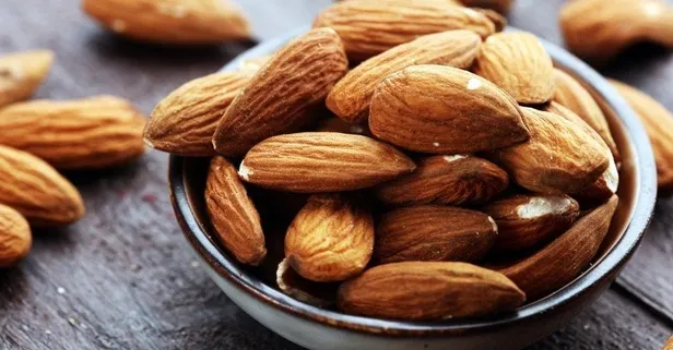 Badem güzelliği | Bademin faydaları nelerdir ?