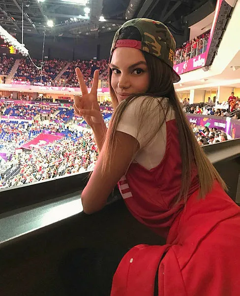 Almeda Abazi: Servet verseniz bile olmaz-8