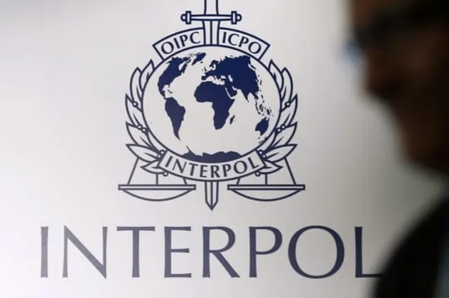 Sevgiliye 'interpol' adı altında işkence!
