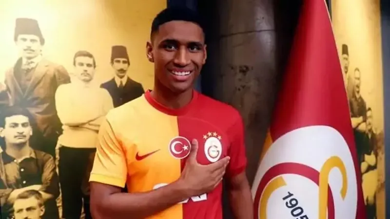 son-dakika-galatasaraydan-tete-icin-kap-aciklamasi-tazminat-nasil-odenecek-1720721393999.jpeg Galatasaray'dan Tete için KAP açıklaması... Shakhtar'a ödenmesi gereken tazminat açıklandı-4