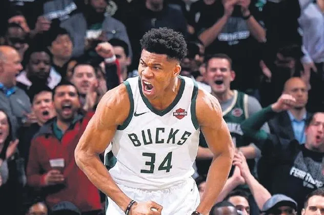 Mülteci kral: Giannis Antetokounmpo