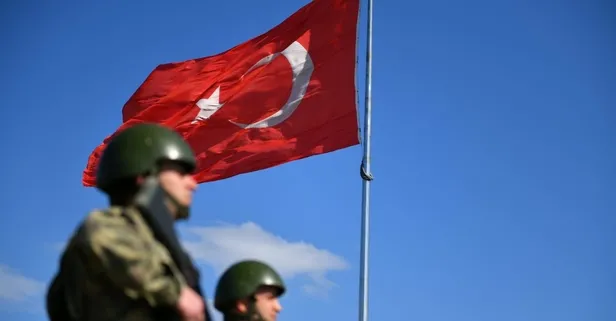 Mehmetçik sınırda enseledi: 3'ü terörist 5 kişi!