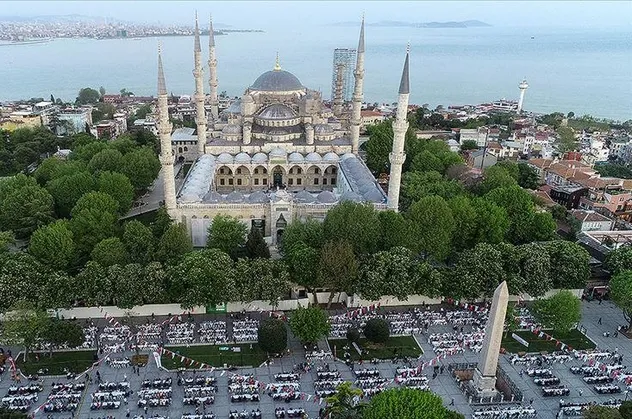 Son dakika: İstanbul Valiliği'nden Sultanahmet Meydanı açıklaması