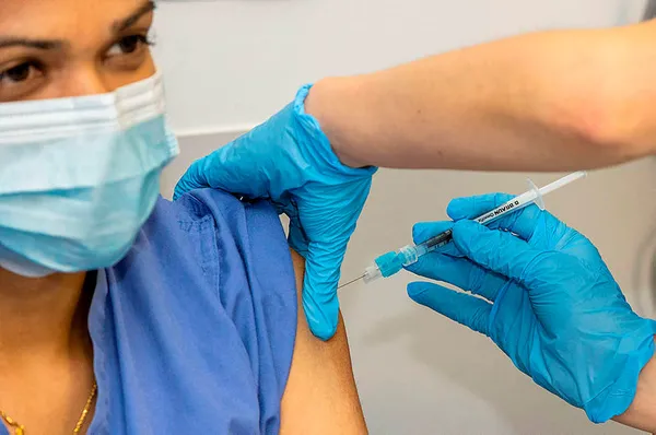 Milyonlarca kişiyi ilgilendiriyor! Pfizer/Biontech aşısının alerjik reaksiyon raporu açıklandı!-4